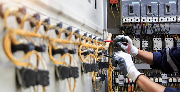 Professional Electrician technician working in Georgiana, AL